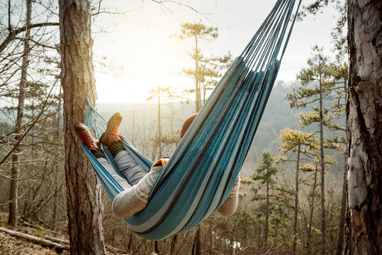 Elevate your camping experience with a hammock! Discover tips for comfort, safety, and versatility in our comprehensive guide.
